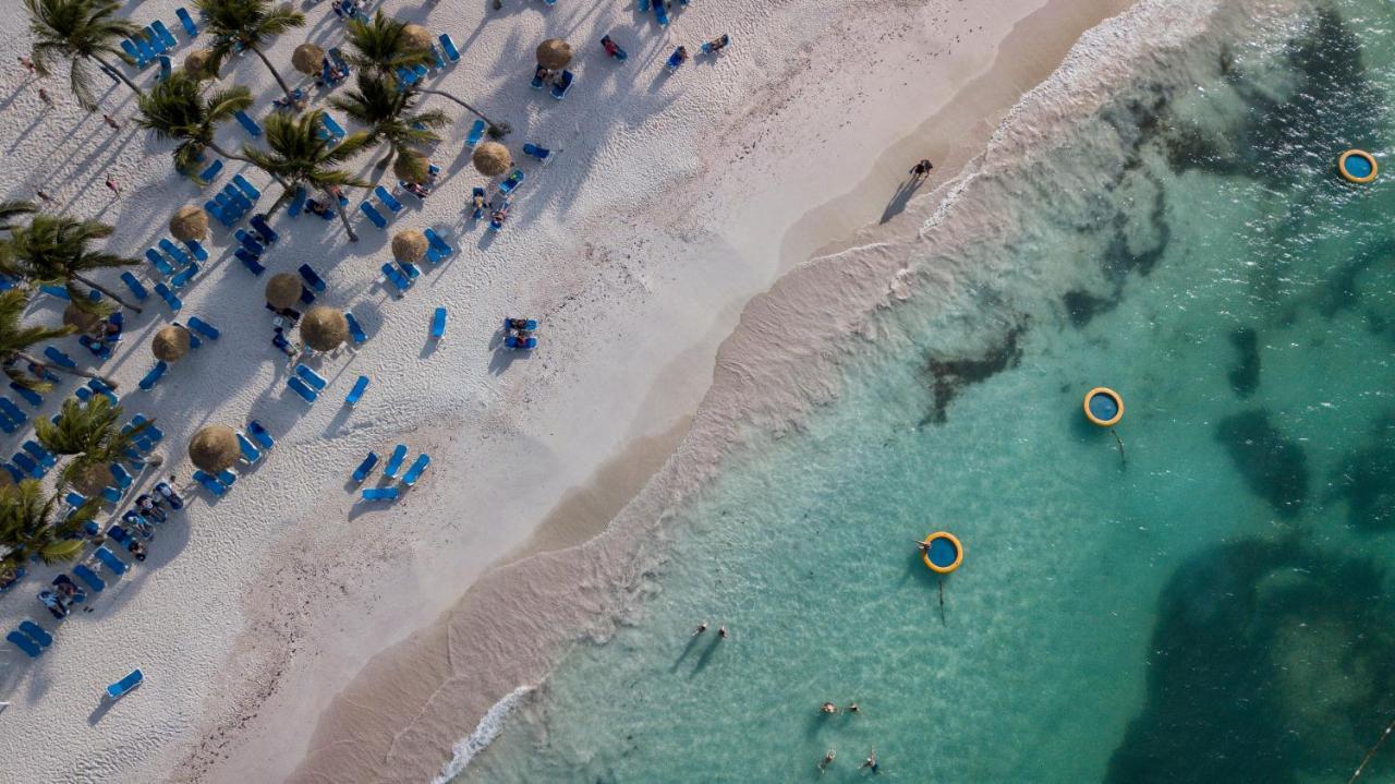 Pineapple Beach Club (Adults Only) Long Bay Buitenkant foto